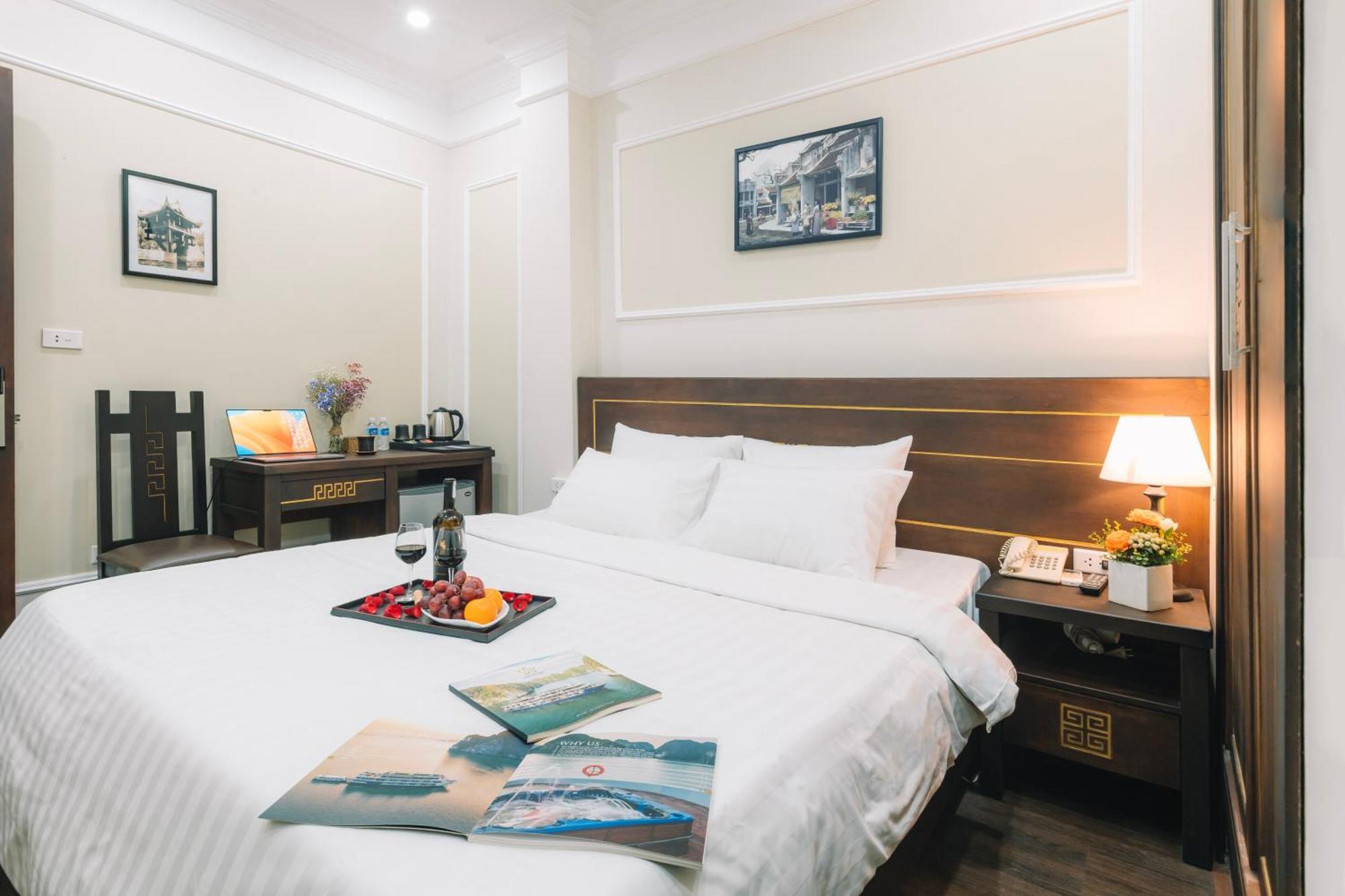 Ha Noi Lake View Hotel & Travel 하노이 외부 사진