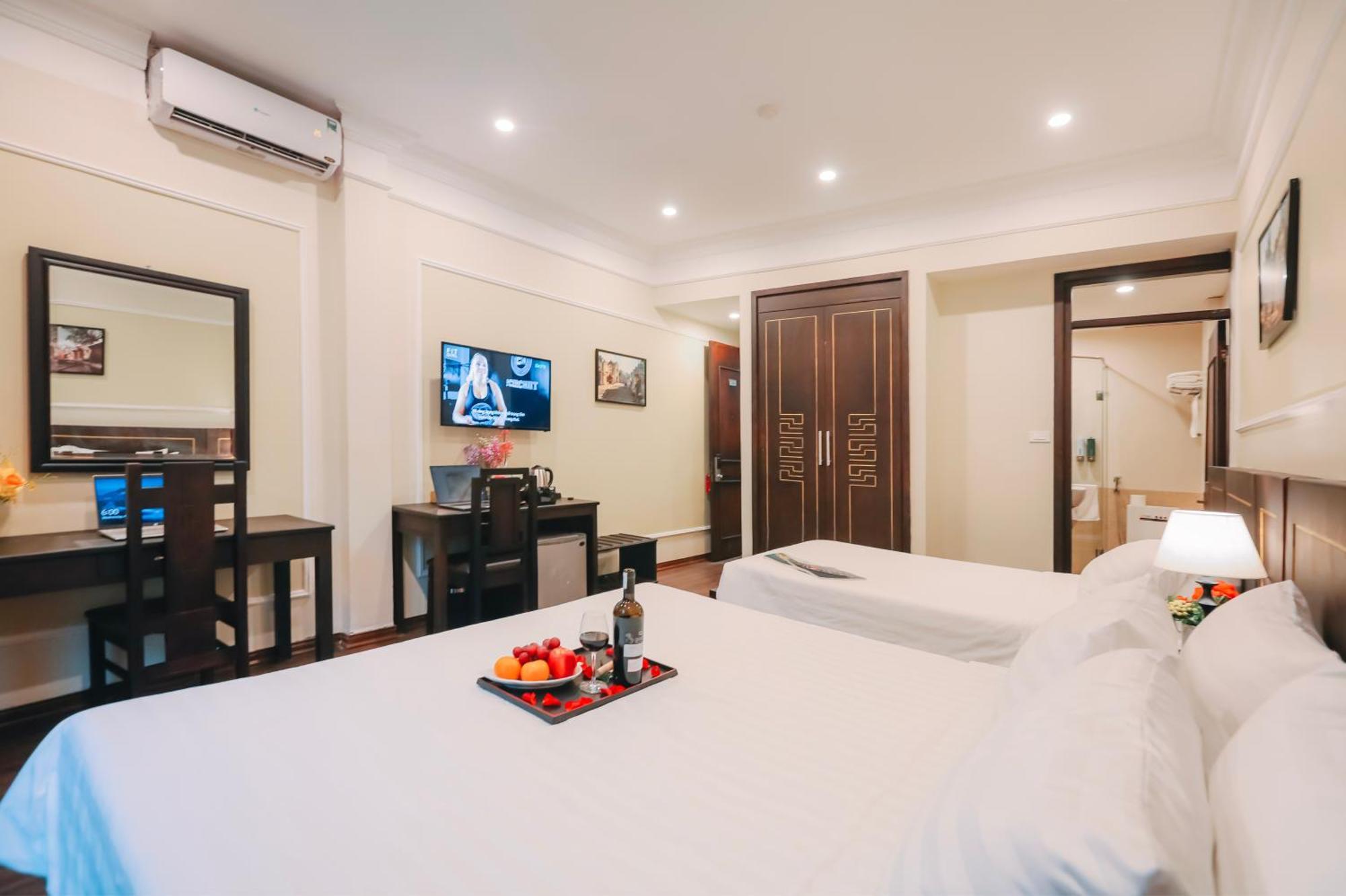 Ha Noi Lake View Hotel & Travel 하노이 외부 사진