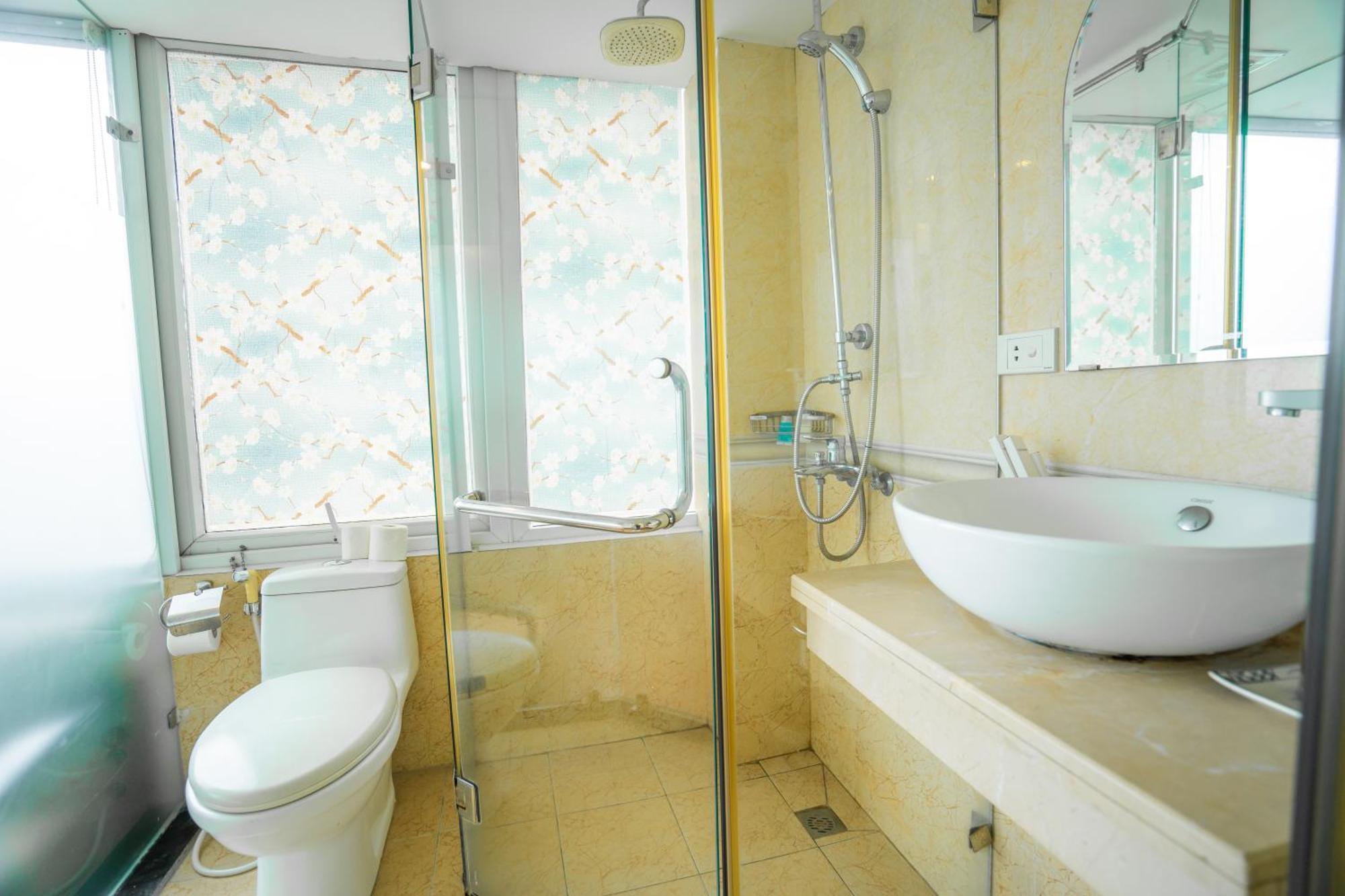 Ha Noi Lake View Hotel & Travel 하노이 외부 사진