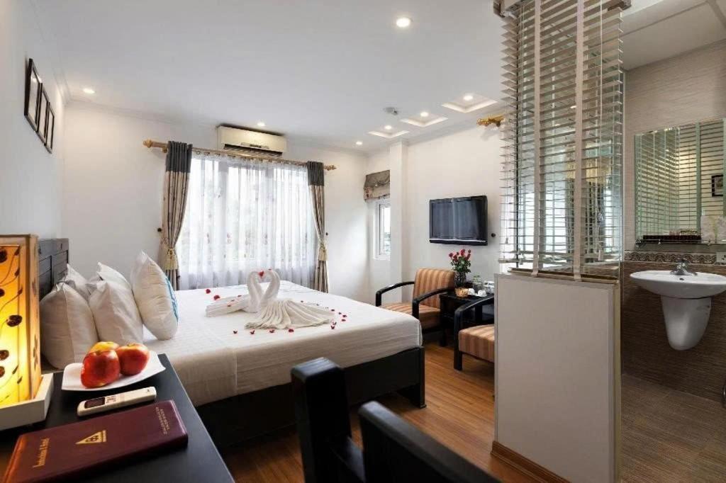 Ha Noi Lake View Hotel & Travel 하노이 외부 사진
